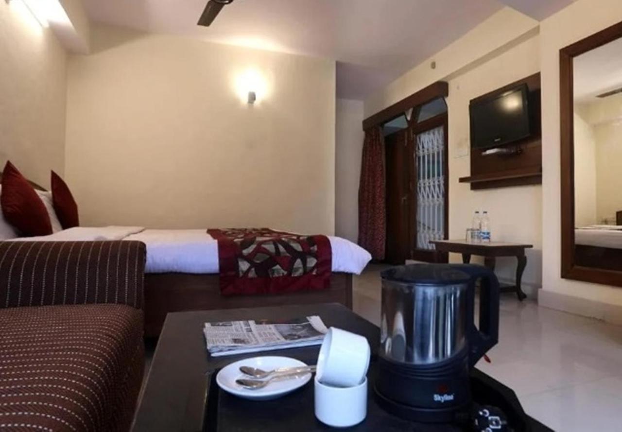 Hotel Moon Mallital, Near High Court 2*